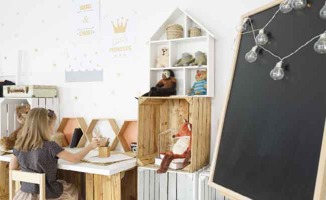 نصائح للأمهات لتهيئة بيئة دراسية مثالية لأبنائهن خلال فترة الامتحانات