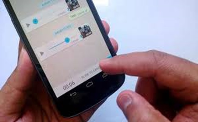 رسالة صوتية على واتساب لا يمكن سماعها إلا مرة واحدة...