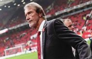 بعد استحواذه على مانشستر يونايتد...جيم راتكليف يفقد ربع ثروته