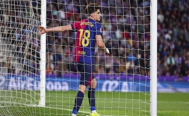 نجم برشلونة يقرر الرحيل...