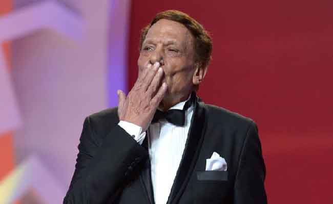 هل يحضر عادل إمام حفل زفاف حفيده؟