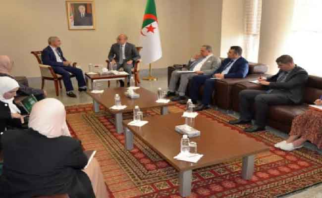 شايب يستقبل رئيس المجلس الأعلى للغة العربية لمناقشة سبل ترقية تعليم اللغة العربية لدى أفراد الجالية