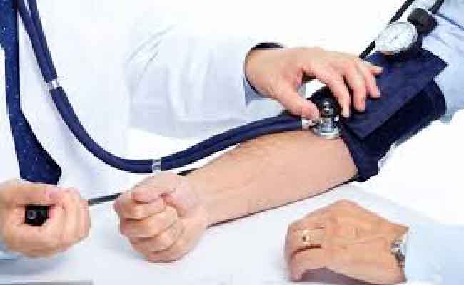 في يوم الأب...أبرز الفحوص الطبية اللازمة لصحة الرجل بعد الأربعين