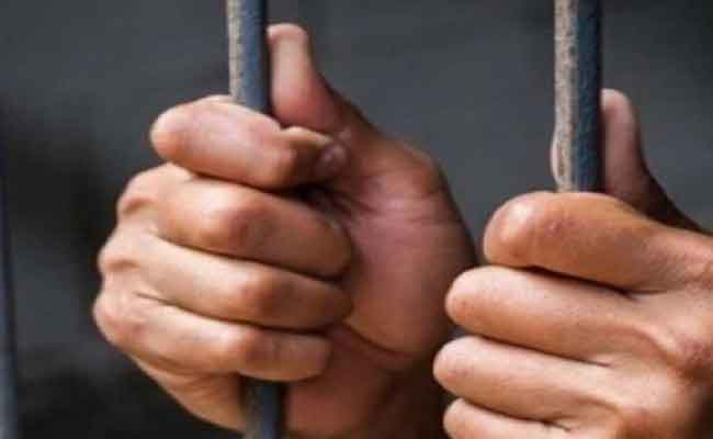 إدانة شابين بسنة ونصف حبسا نافذا يحترفان التسول ببجاية