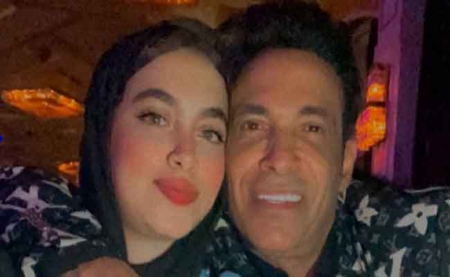 سعد الصغير يحتفل بتخرج ابنته من الجامعة...