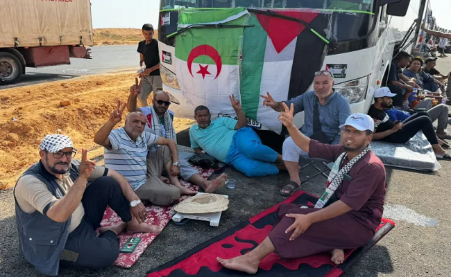 سكوب قافلة الصمود خلفت ورائها الأطنان من الغائط والأزبال بل أن قادة القافلة كسبوا ألاف الدولارات من التسول باسم أهل غزة
