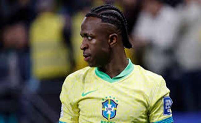 فينيسيوس يرعب ريال مدريد قبل مواجهة الهلال السعودي...
