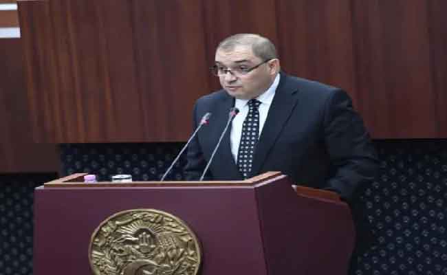 استعراض بوجمعة مشروع قانون الوقاية من تبييض الأموال وتمويل الإرهاب