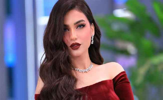 ياسمين عز تتصدر الترند بنصائح لصيف 2025...