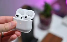 سماعات AirPods تحصل على ميزة شحن جديدة...كيف تعمل؟