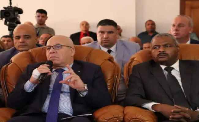 شرفة يكشف عن استفادة عين تموشنت من 9 مخازن لتخزين الحبوب