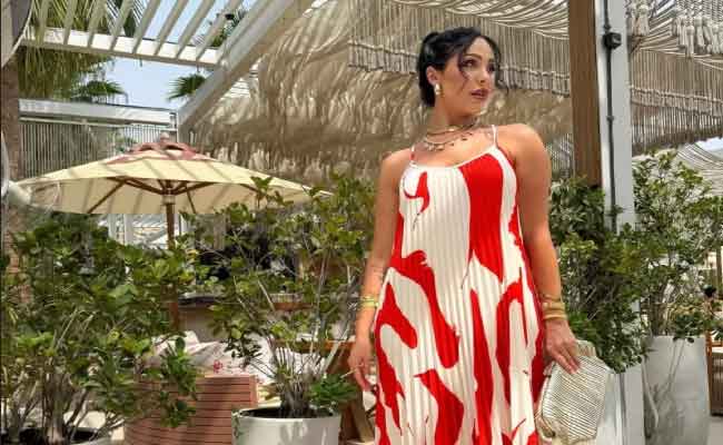 هيا كرزون تحتفل بعقد قرانها وتخطف الأنظار بإطلالة مميزة