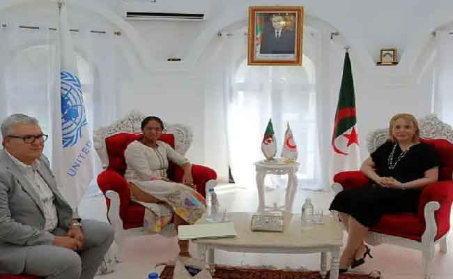 استقبال حملاوي رئيسة بعثة المنظمة الدولية للهجرة بالجزائر