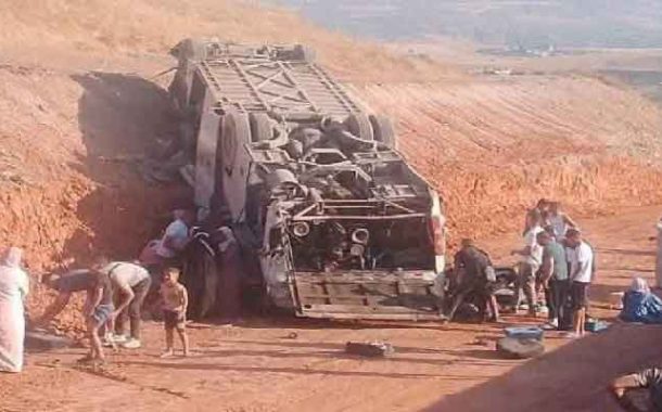 مجزرة مرورية بقسنطينة تخلف 3 وفيات و48 جريحا والوالي يزور المصابين