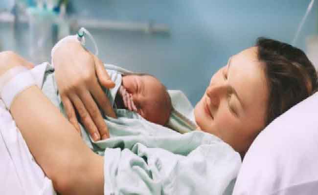 5 أسرار مهمة لمنع الألم نهائياً بعد الولادة القيصرية...