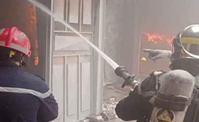 نشوب حريق في صهريج داخل مصنع لانتاج الزفت بوهران
