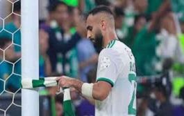 تنازل عن مبلغ ضخم...نجم الأهلي السعودي يضحي من أجل الرحيل