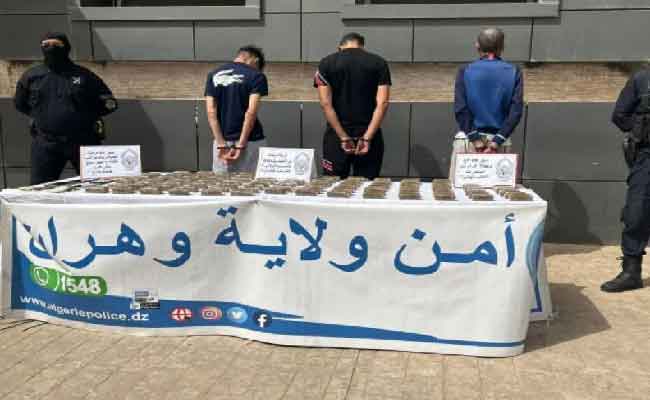 تفكيك شبكة إجرامية تحترف ترويج المخدرات بوهران
