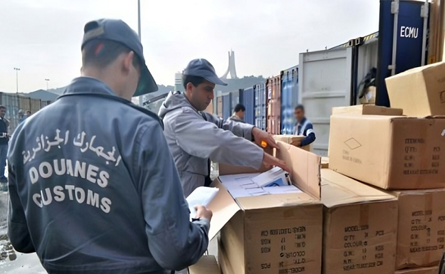 سكوب / فضيحة كبيرة حجز شحنة في ملكية ابنة الرئيس تبون سلوى فيها أكثر من مليون قضيب اصطناعي في ميناء الجزائر
