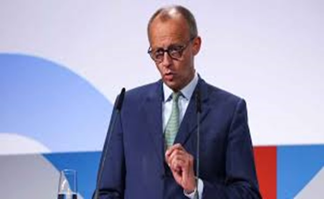 بعد الترحيب...ميرتس يحذر من الاتفاق التجاري مع واشنطن