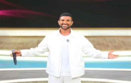 أحمد سعد عن إطلالاته الغريبة: أسخر من نفسي أحياناً