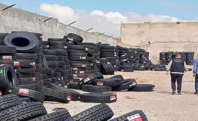 حبس ثلاثيني تورط في تخزين 622 إطار عجلة بهدف المضاربة بغرداية