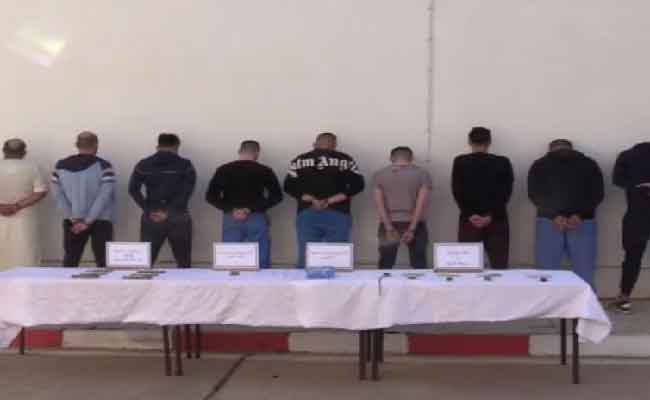 الإطاحة بشبكة إجرامية منظمة متلبسة بكمية معتبرة من الكوكاكيين والمؤثرات العقلية