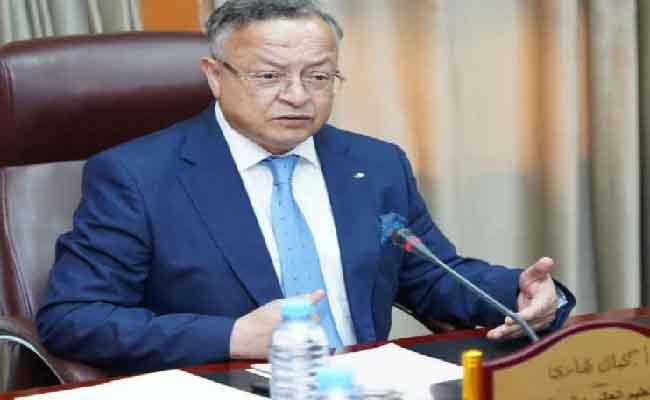 اجتماع بداري مع المؤسسات الجامعية للقطب العلمي والتكنولوجي الشهيد عبد الحفيظ إحداد