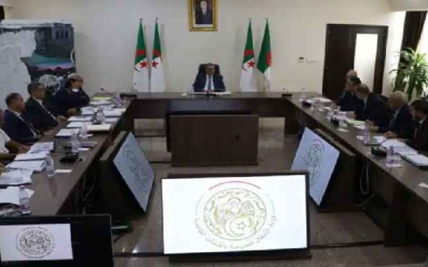 جلاوي يشدد على تسريع إنجاز برنامج قطاع الطرقات للعام 2026...