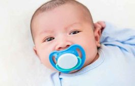 اللهاية بين التهدئة الذاتية والأضرار الصحية ومتى يجب إيقافها؟