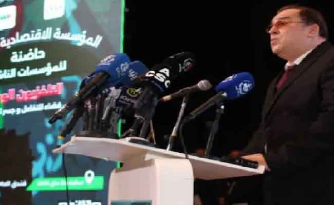 مزيان يشكر وسائل الاعلام على مجهوداتها في إنجاح معرض التجارة البيئية الإفريقية