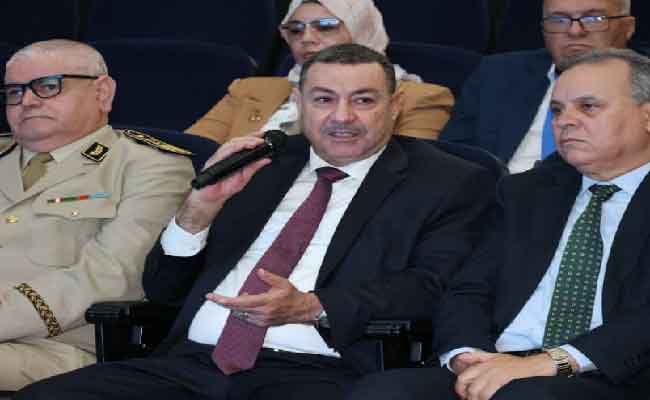 وزير الداخلية تيسدي تعليمات لتسريع إستكمال مشاريع التزويد المنتظم بالمياه بالبليدة