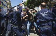 اصبح الاحتجاج في الجزائر خيانة عظمى وانتقاد تبون جريمة عقوبتها الاغتصاب في مراكز الشرطة