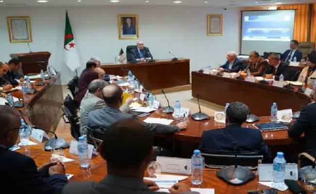 بشير يعقد اجتماع عمل مع مجمع ACS للصناعات الكيميائية