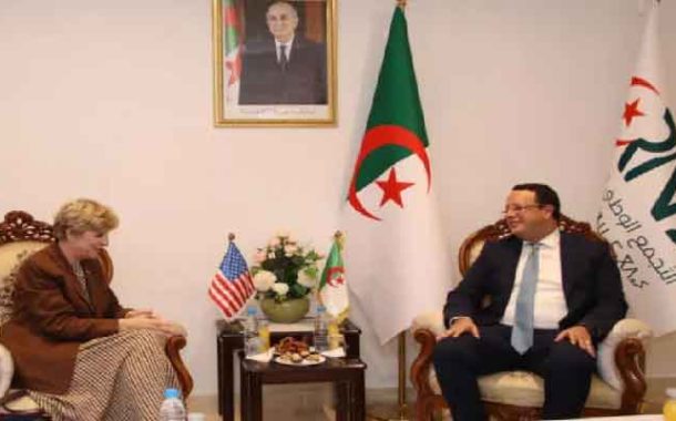 بودن يتباحث مع السفيرة الأمريكية سبل  تطوير العلاقات الثنائية بين البلدين