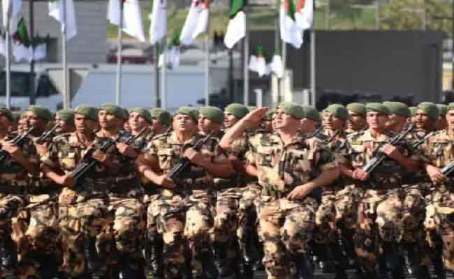 صدور مرسوم رئاسي يحدد ترتيب الأوسمة العسكرية والمدنية