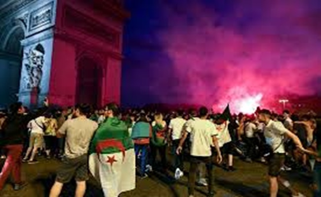 عصابة الجنرال شنقريحة تقود الجزائر الى الهاوية وتهدد مستقبل الجالية
