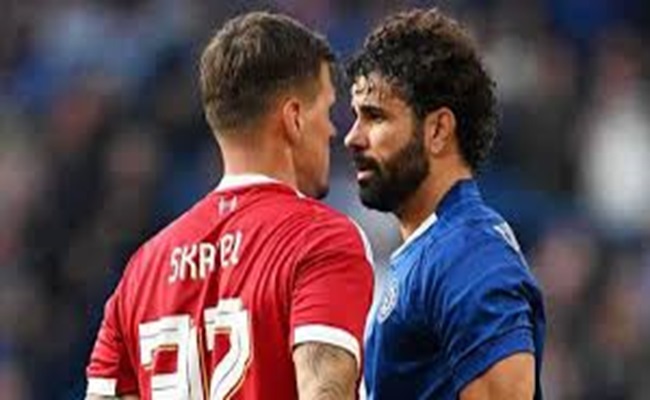 دييغو كوستا يتشاجر في مباراة ودية بين ليفربول وتشيلسي...