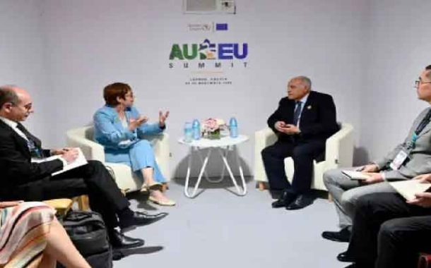 عطاف يجري مباحثات مع رئيسة البنك الأوروبي لإعادة الإعمار والتنمية