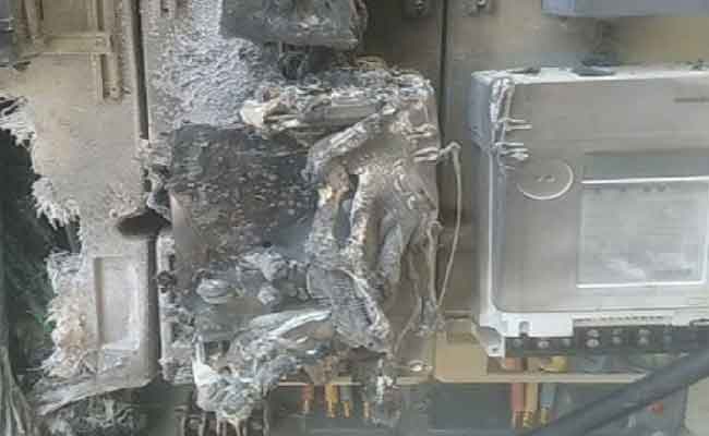 احتراق عدادات كهربائية يخلف 8 مصابين بينهم أطفال بعنابة