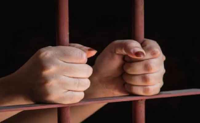 إدانة ثلاثينية بـ5 سنوات حبسا نافذا نشرت محتويات مخلة بالحياء على التيك توك