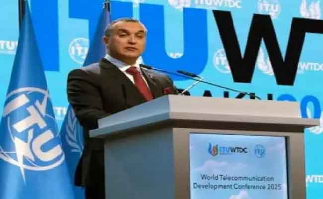 استعراض زروقي  تجربة الجزائر في التحوّل الرقمي من أذربيجان