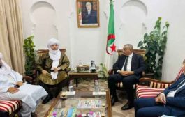 جلاوي يتباحث مع نواب من ولايتي إليزي وبرج باجي مختار سبل تطوير الطرق وعصرنتها