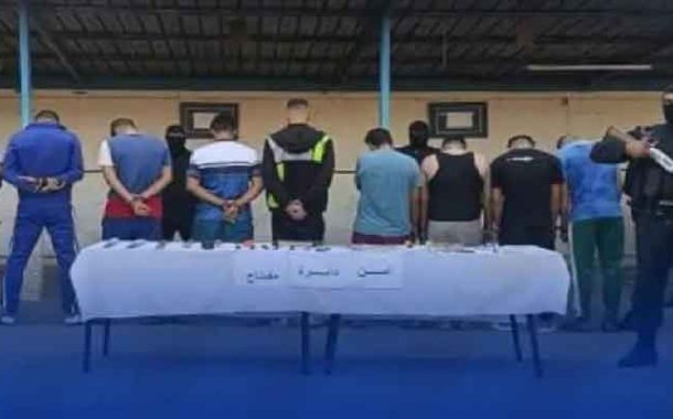 مداهمة أوكار الجريمة تتوج بتوقيف 9 أشخاص وحجز أسلحة بيضاء ومخدرات بمفتاح بالبليدة