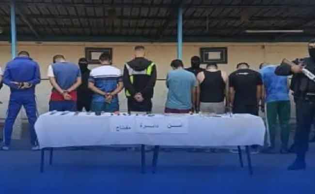 مداهمة أوكار الجريمة تتوج بتوقيف 9 أشخاص وحجز أسلحة بيضاء ومخدرات بمفتاح بالبليدة