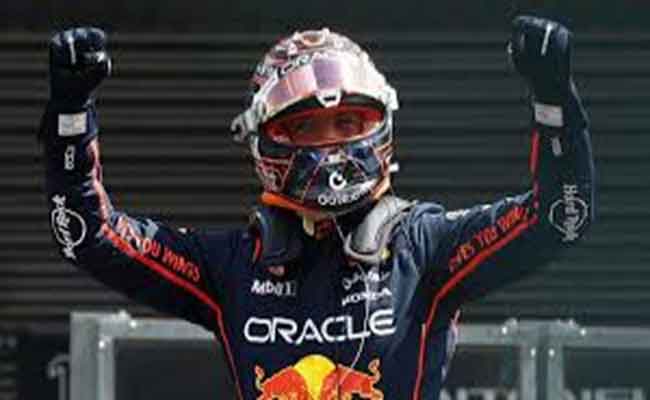 فورمولا 1...فرستابن يضع عينه على رقم سيارة ريكاردو القديم