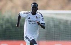 صخرة دفاعية جديدة يشارك في تدريبات ريال مدريد...مَن لاميني فاتي؟