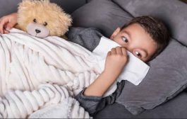 9 عادات قد تُضعف مناعة طفلكِ منها الإفراط في مشاهدة التلفاز