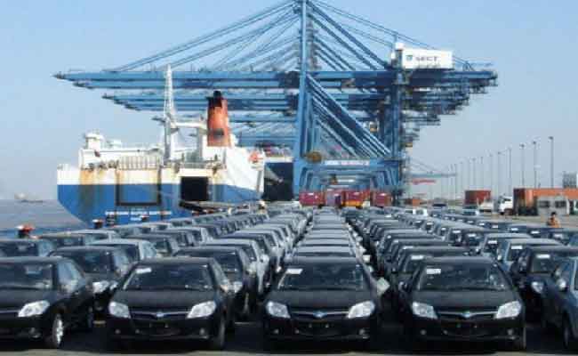 وزارة التجارة تصدر بيانا حول استيراد السيارات الأقل من 3 سنوات