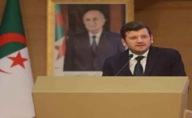 وليد يؤكد تواصل الجهود للانتهاء من ملف تطهير العقار الفلاحي